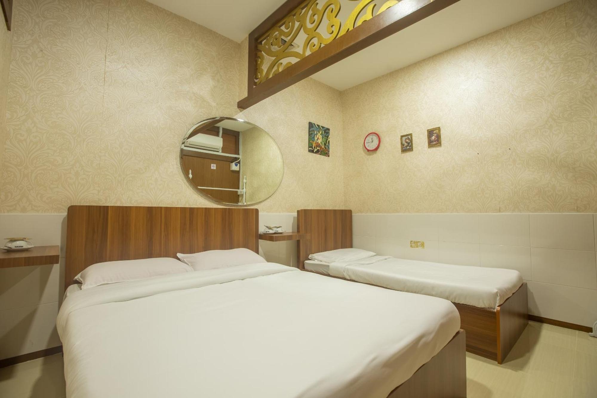 Spot On 89858 Rebecca'S Homes كوتا كينابالو المظهر الخارجي الصورة