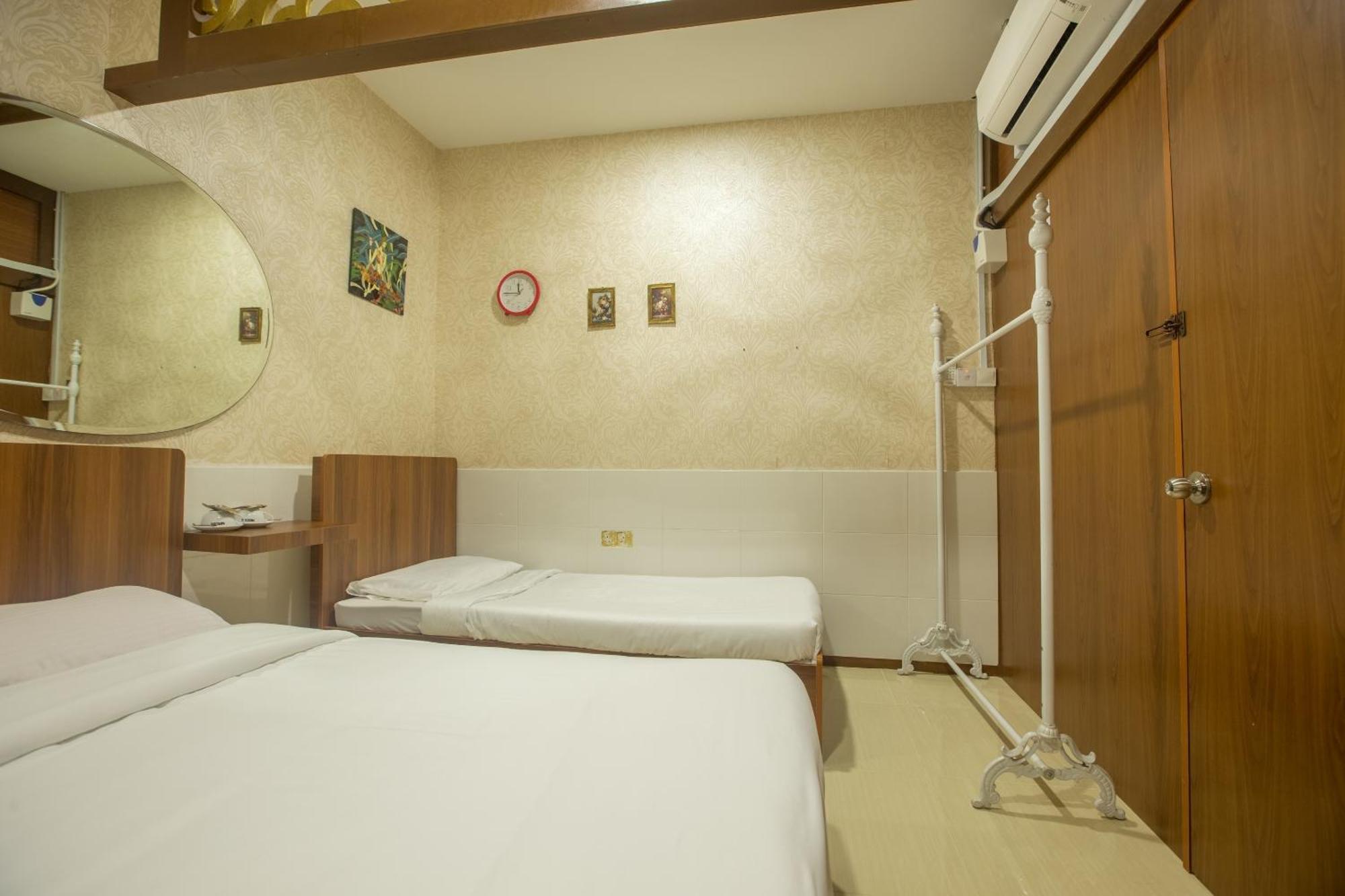 Spot On 89858 Rebecca'S Homes كوتا كينابالو المظهر الخارجي الصورة