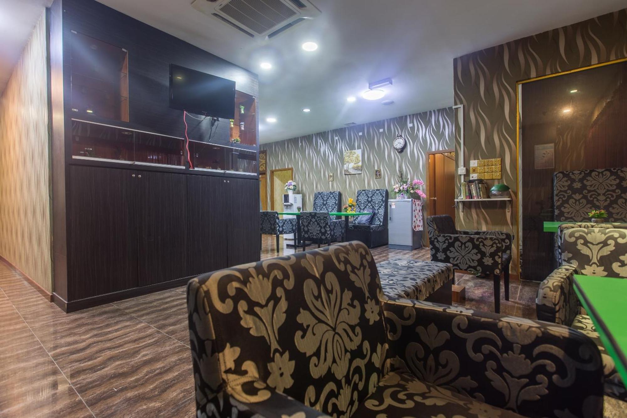 Spot On 89858 Rebecca'S Homes كوتا كينابالو المظهر الخارجي الصورة
